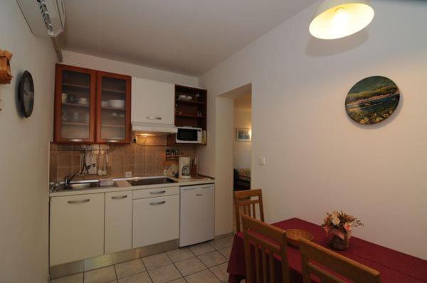Apartments Milenka Пунат Экстерьер фото